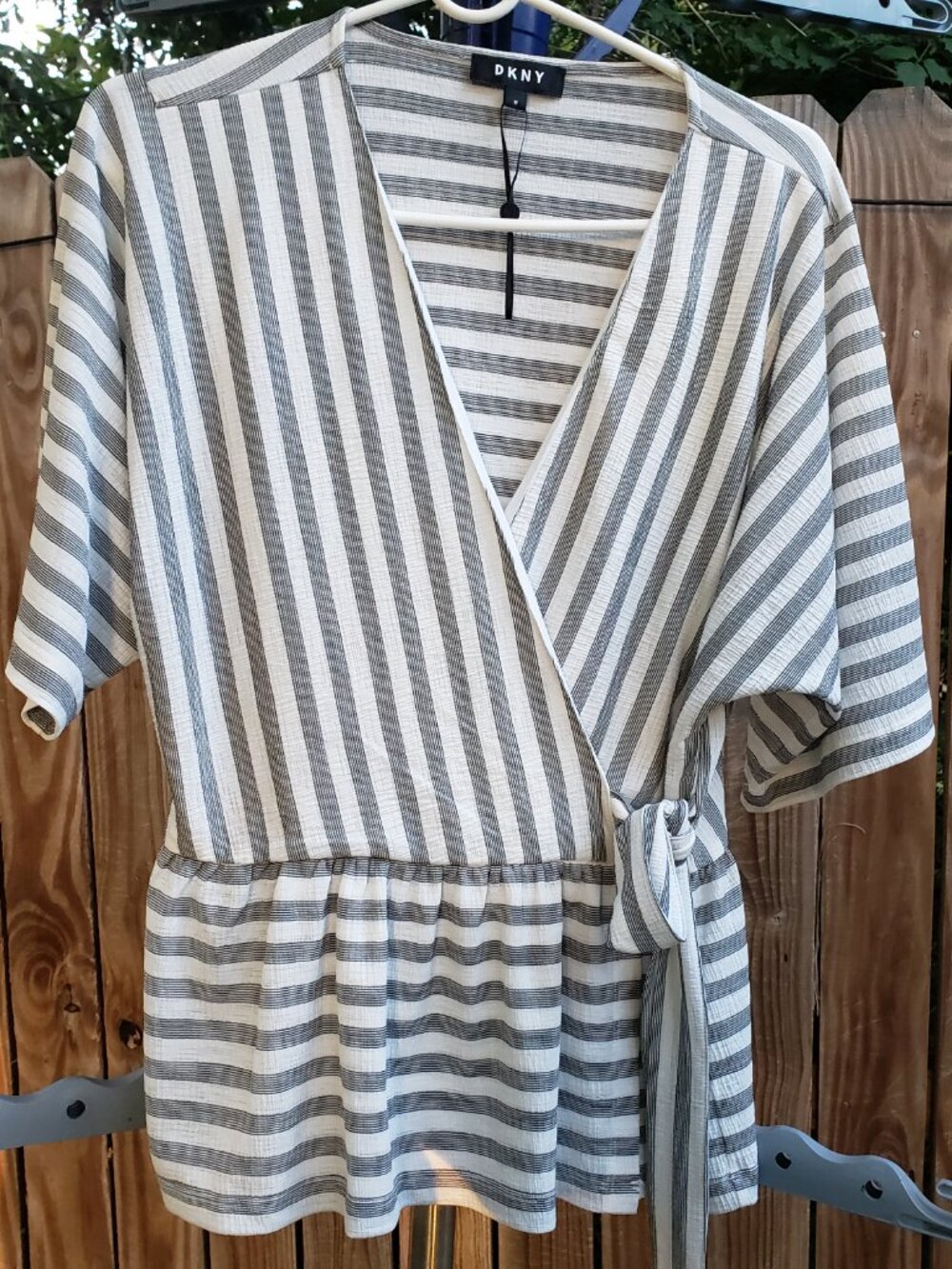 EUC DKNY striped peplum tie blouse (M) white / medium charcoal